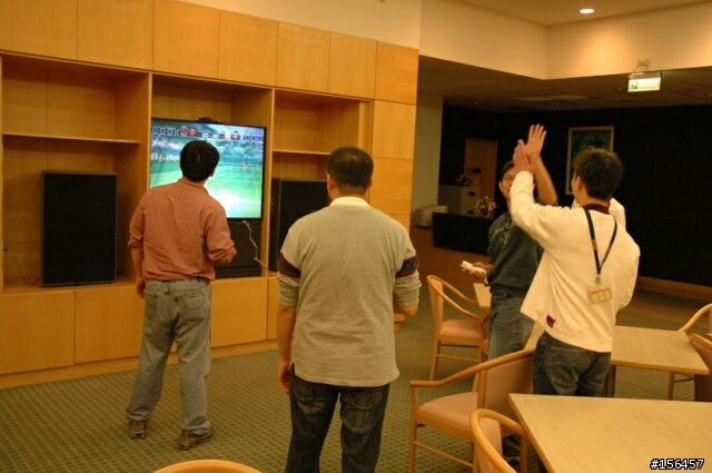 [Wii]有人在公司辦Wii 趴嗎？→四樓更新