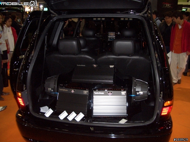 東京改裝車展 Tokyo Auto Salon (1/13) (圖多)（圖片上傳完成）