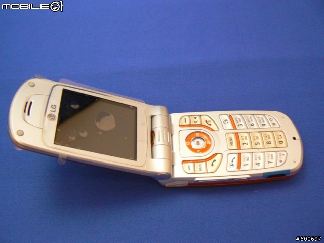 LG 手機都是用哪一家的 LCD panel 啊？？？