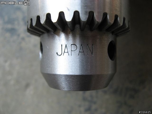 [分享]MAKITA‧7.2安培的強力馬達，鑽起孔來游刃有餘！
