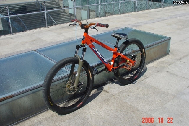 [分享]我的第一台街道車，Agent Bikes! Oange