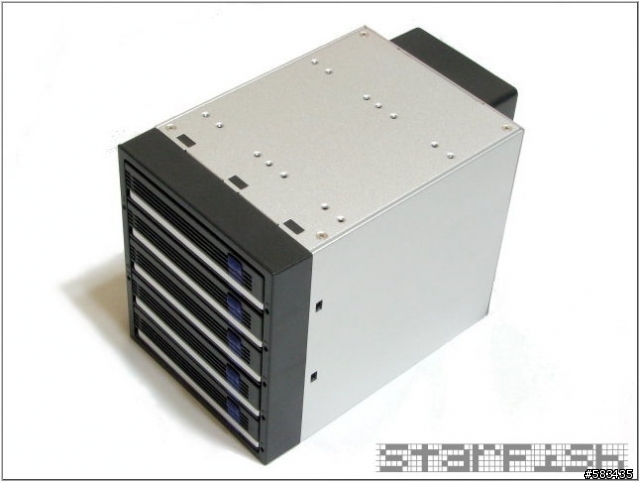 [轉貼]別人的AV硬碟櫃!! 愛吸達克MB455