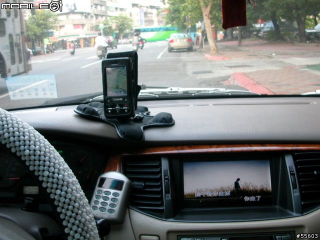 [分享] G-Smari 加強版 + 五爪車用手機/PDA座