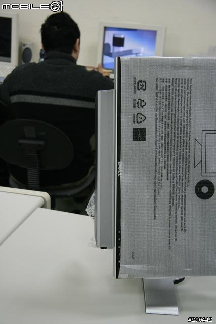 [開箱分享]Dell UltraSharp 2007WFP