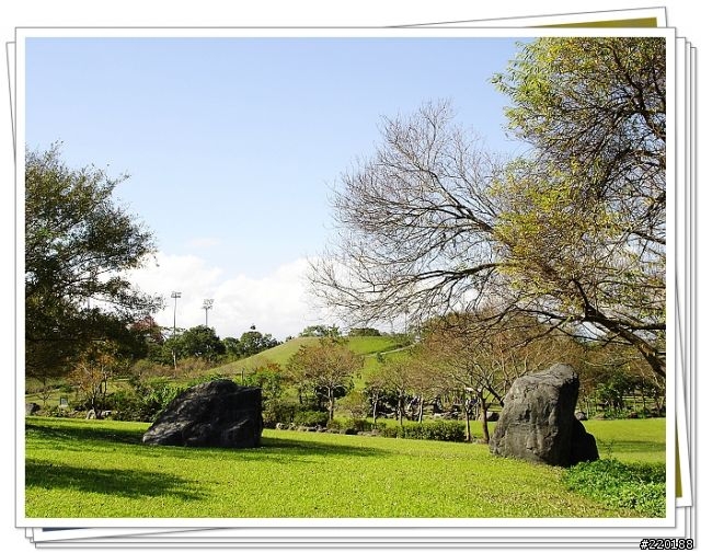 [分享]SONY W1羅東運動公園一角~續