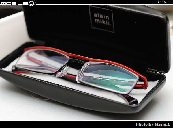 [分享] alain mikli 眼鏡新入荷