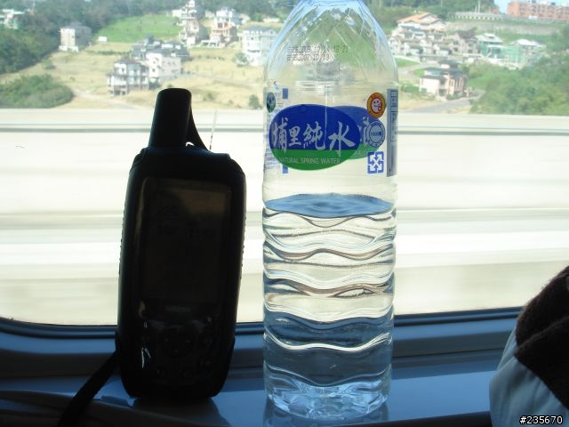 [分享](汽車綜合討論區)我的「偽」F1之夢, 時速302km/hr(圖超多, 有GPS的時速)1/16新增照片