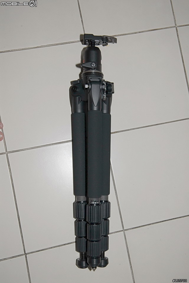 [分享] 碳腳架 Velbon Neo Carmagne 740 + Manfotto 488RC2 (圖多)