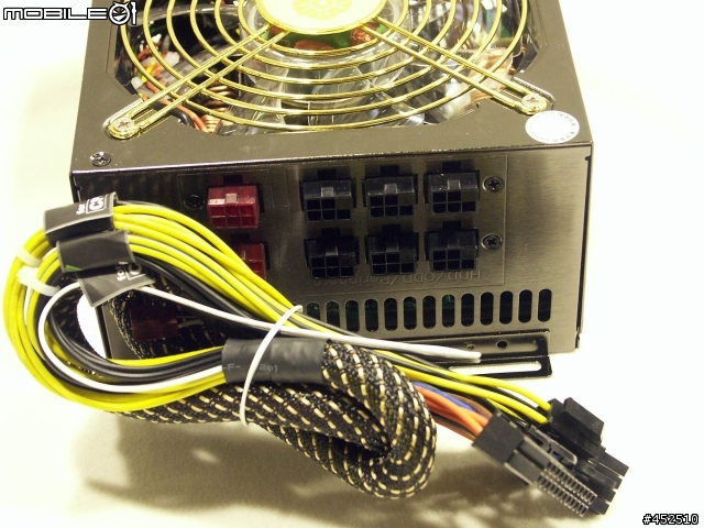 [聞香]敗家子的電源供應器...開箱照