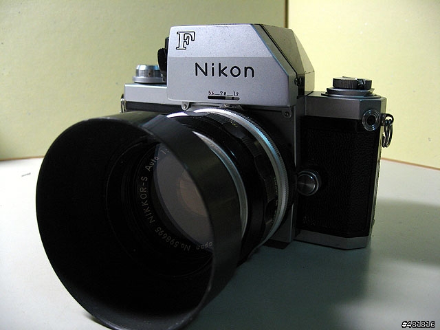 [分享]Nikon 的第一代SLR --- Nikon F
