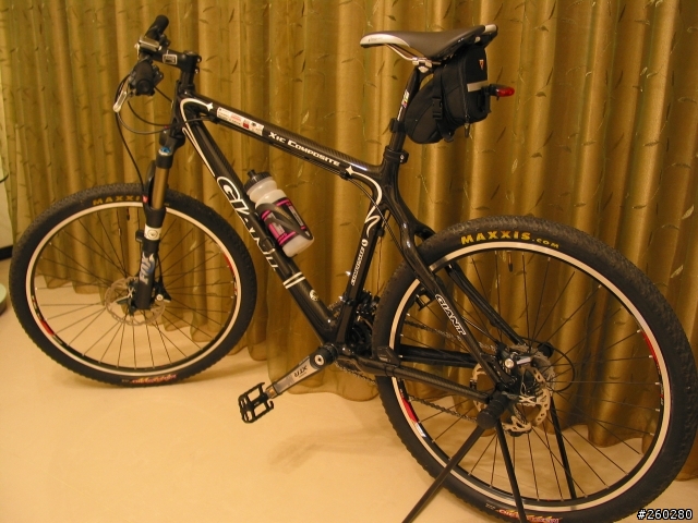 [分享]XTC COMPOSITE--老婆的新車Scott Contessa 40--更新日期970405