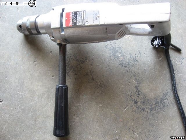 [分享]MAKITA‧7.2安培的強力馬達，鑽起孔來游刃有餘！