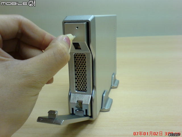 銳銨科技i302單層SATA外接盒試用
