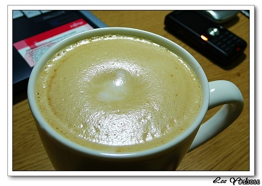 [分享]只要熱水就可享受有奶泡的咖啡 - 日本 NESCAFE