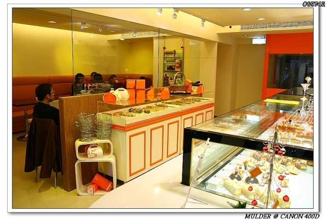 [MoMo桑分享] 15區法式烘焙（15eme Patisserie) <= 叫人怎麼抵擋的住馬卡龍的魅力