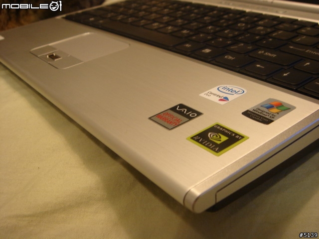 [分享]VAIO SZ33TP/B 開箱 (新增Vista使用心得)