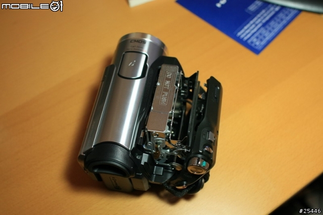 SONY 高畫素1080i HDR-HC3後續機 HC7 開箱照