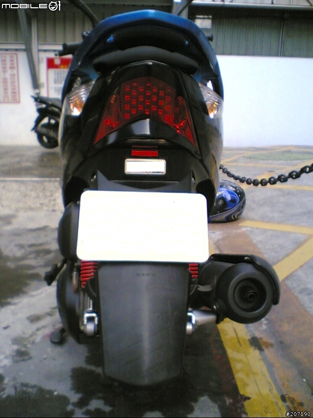 [DIY] 車尾燈(食人魚LED) 02/16更新