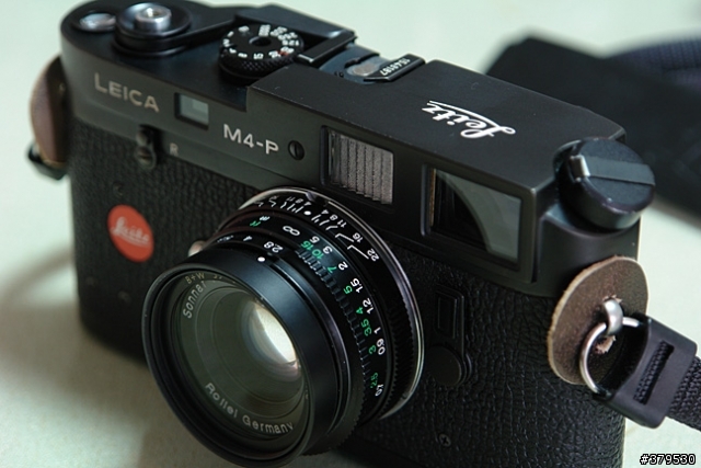 [分享] 新年開箱照，當Rollei遇上Leica