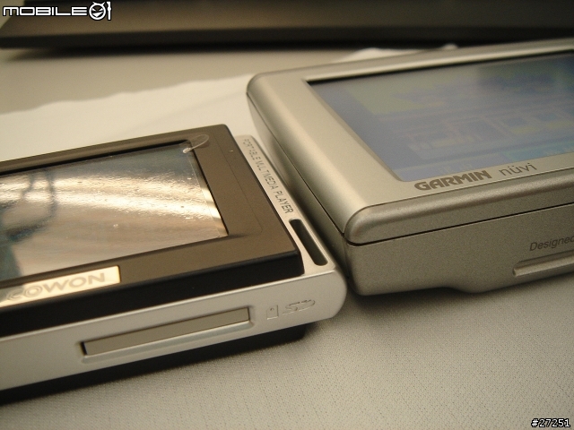 [分享] COWON D2 + MX90VC (圖多)