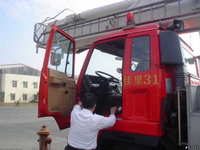 [開箱] 2000萬台幣的VEMA雲梯車