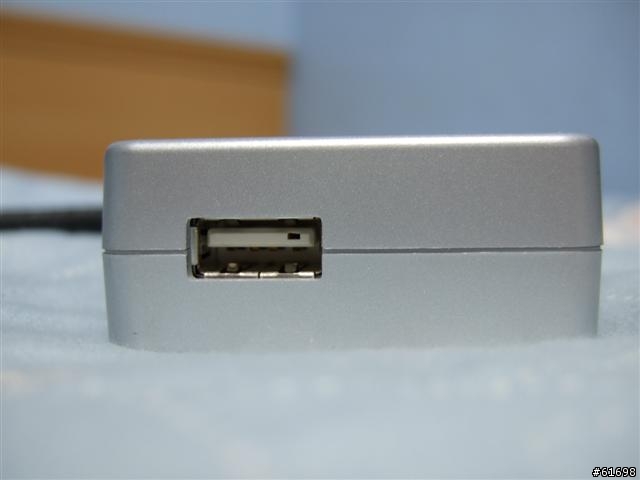 [分享]panasonic-y5的後續使用心得及週邊(副廠變壓器,擴充座,Gigabit網卡,1394與usb的擴充卡)