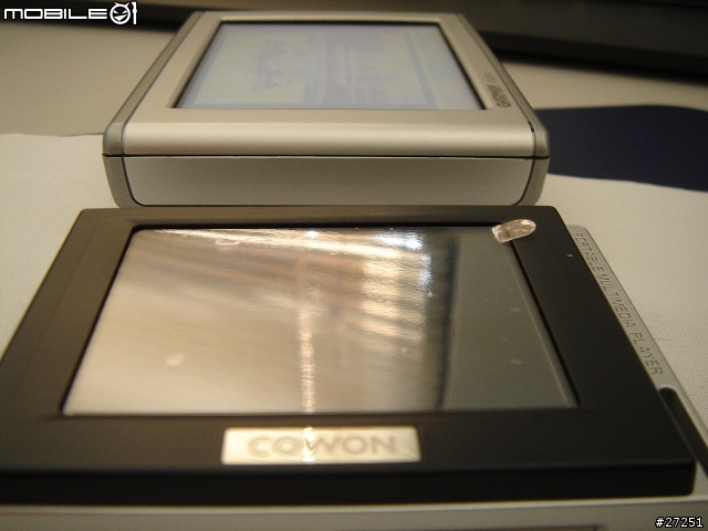 [分享] COWON D2 + MX90VC (圖多)