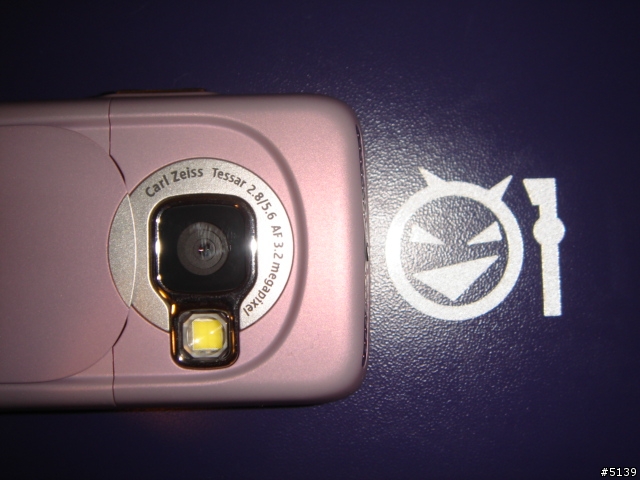 [分享]Nokia N73 粉紅版 純外觀