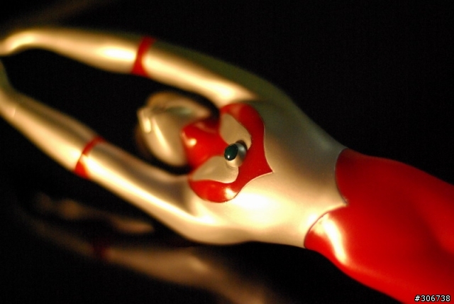 ultraman 烏嚕托拉滿 鹹蛋超人