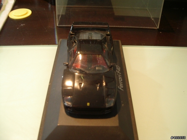 分享10年前買的HERPA 1:43法拉利F-40模型