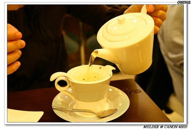 [MoMo桑分享] 15區法式烘焙（15eme Patisserie) <= 叫人怎麼抵擋的住馬卡龍的魅力
