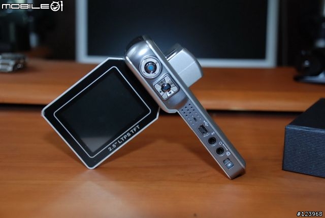 [分享][圖多]入門多功能數位攝錄影機 DigiLife DDV-5120A (2月13日新增試拍圖）