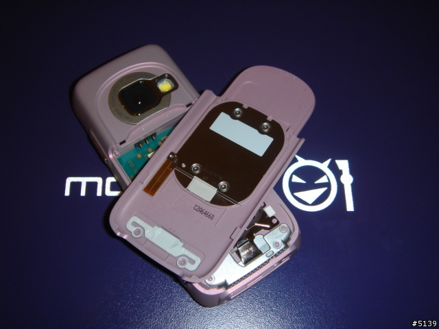 [分享]Nokia N73 粉紅版 純外觀