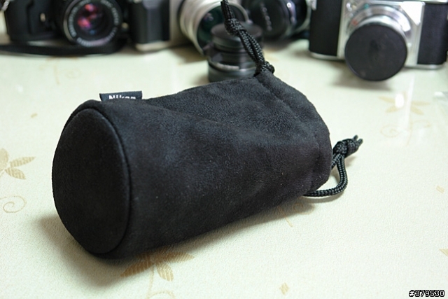 [分享] 新年開箱照，當Rollei遇上Leica