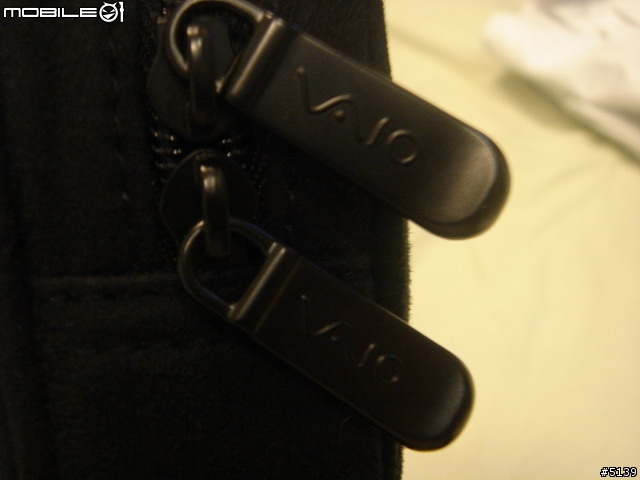 [分享]VAIO SZ33TP/B 開箱 (新增Vista使用心得)