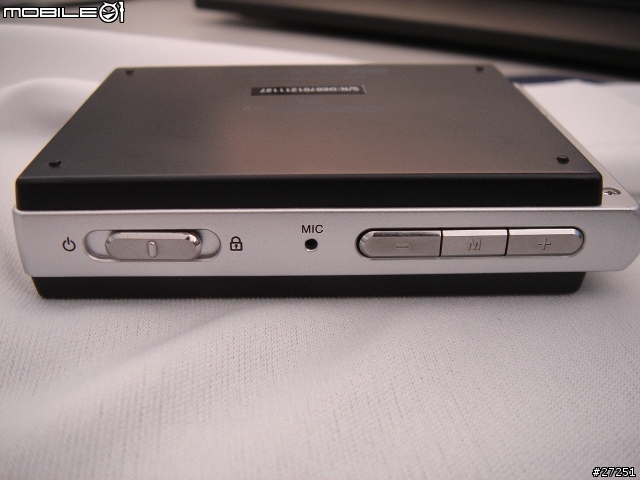 [分享] COWON D2 + MX90VC (圖多)