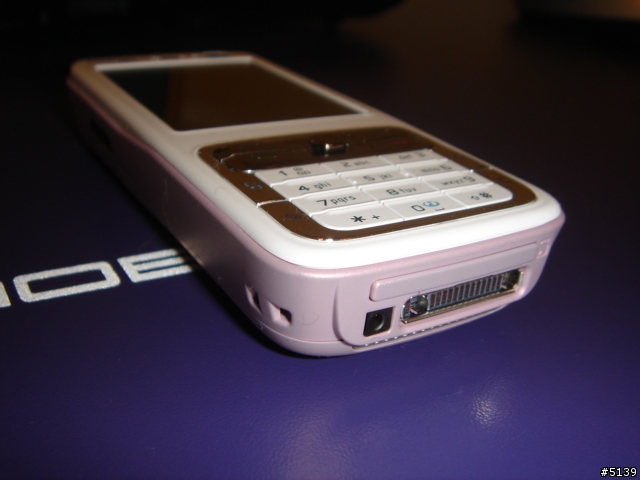 [分享]Nokia N73 粉紅版 純外觀