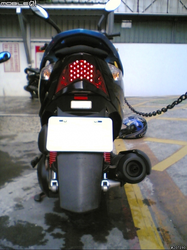 [DIY] 車尾燈(食人魚LED) 02/16更新