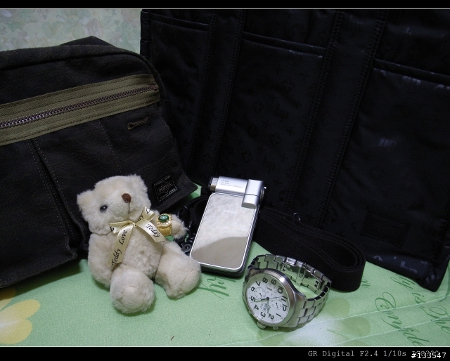 我的行頭...Porter...GUCCI...GRD...黃金鑽石翡翠...CAT...N93i...W800i...Ingersoll三環機械...小熊...聯合演出...[配件篇]