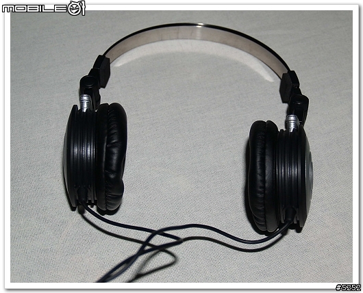 [分享]非專業分享 AKG K26P 頭戴耳罩式耳機