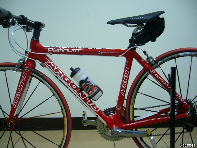 女王座駕 Argon18