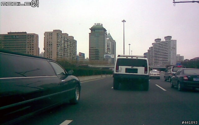 加長型的悍馬，還有加長型的別克跟凱迪拉克