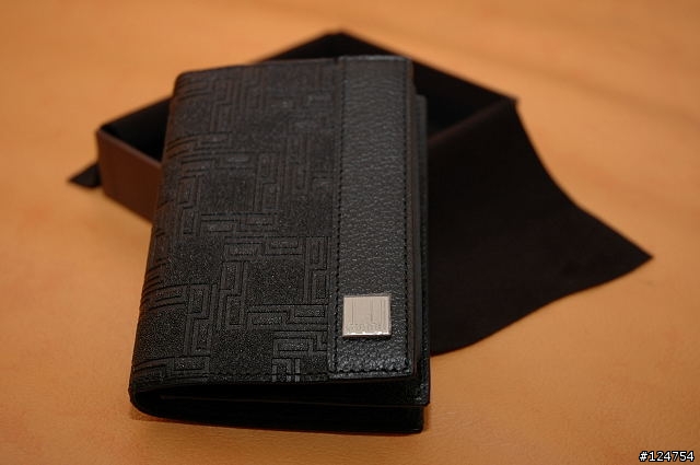 [分享]低調的名片夾-dunhill d-eight Black