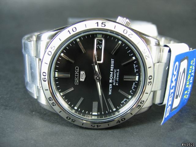 每個愛錶之人都有自己的SEIKO 5