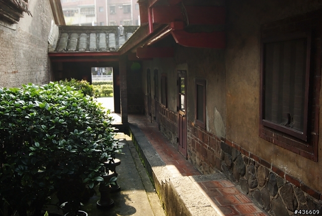 Nikon D80 + Tokina T124 解毒照