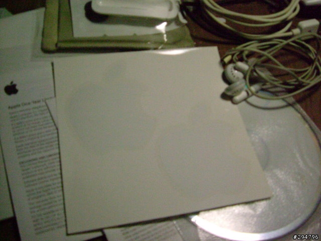 iPod Video 開盒照(慢了一年[汗])(副大量圖片)