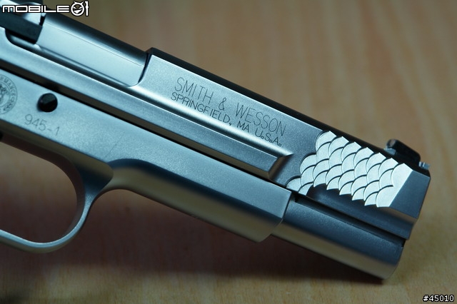 [分享]KSC M945 銀色魚鱗版 圖小多