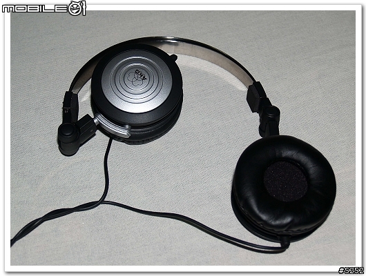 [分享]非專業分享 AKG K26P 頭戴耳罩式耳機
