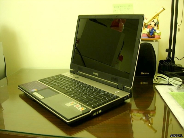 {不專業分享}BENQ 64位元雙核心P41~讓工作效率加倍提升