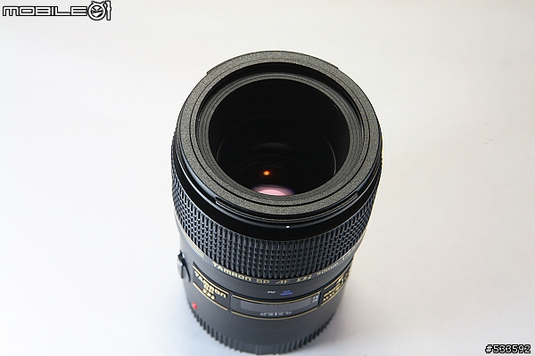 [開箱] 我的第一支副廠鏡頭Tamron SP AF 90mm F2.8 Di Macro 1:1